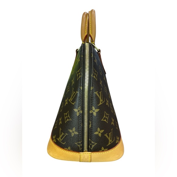 Louis Vuitton Monogram Alma PM Handbag - Picture 4 of 16